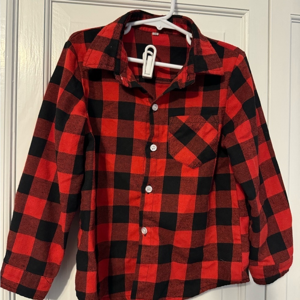 Boys 5T Red Black Buffalo Plaid‎ Button Down. Like New.